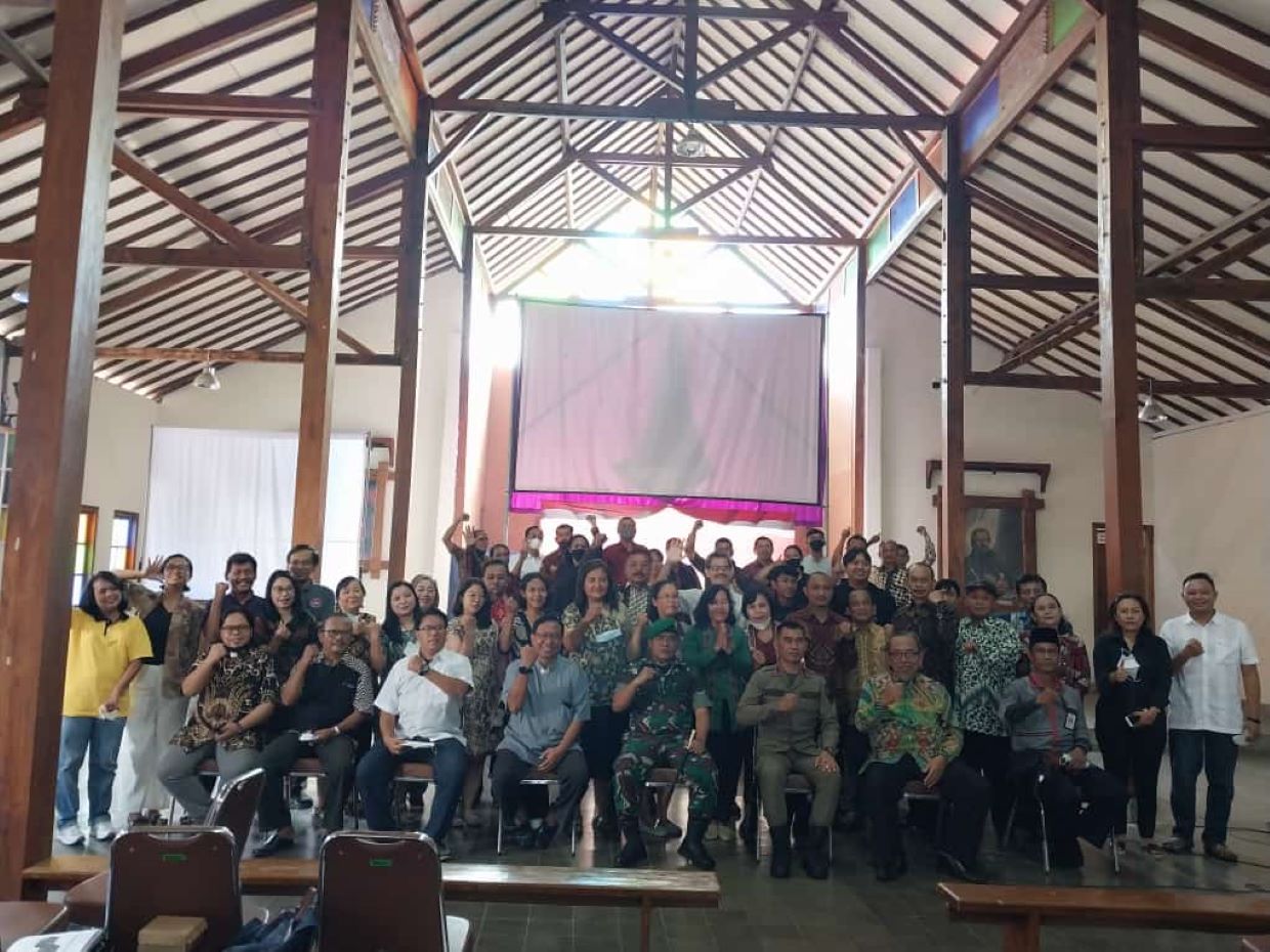 Pada Sabtu, 11 Juni 2022 Badan Kesatuan Bangsa dan Politik (kesbangpol) Gunungkidul menyelenggarakan acara silaturahmi dan koordinasi Forum Koordinasi Pimpinan Daerah (FORKOPIMDA).